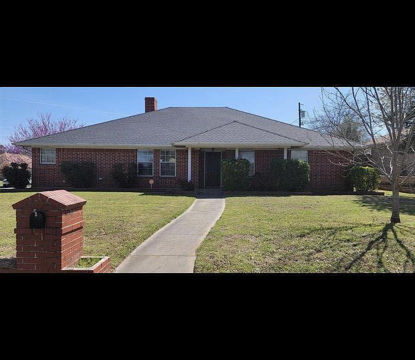 1st image of 129 Hollie Cir