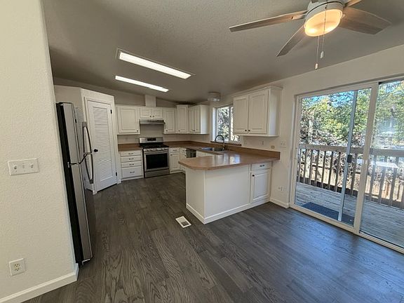 5th image of 335 Manzanita Dr