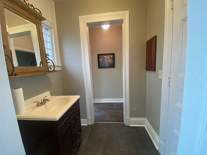 159 Mullin St #2 — Photo 9