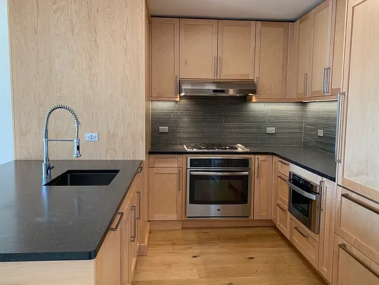 Rented by The Dermot Realty Management Company | media 18