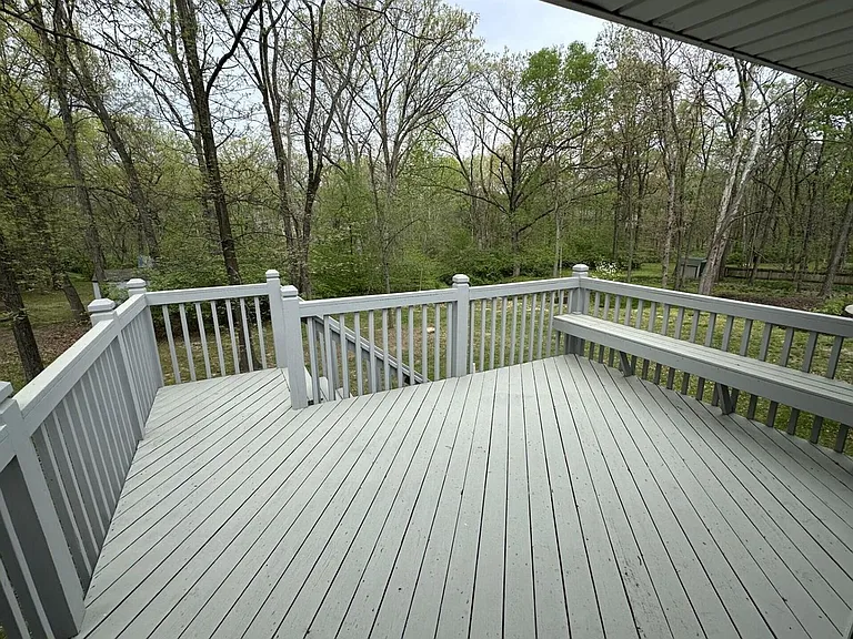 2301 Grant Ln — Photo 27