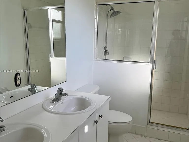 4100 NE 24th Dr — Photo 11