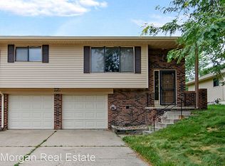 6217 N 108th Avenue Cir, Omaha, NE 68164