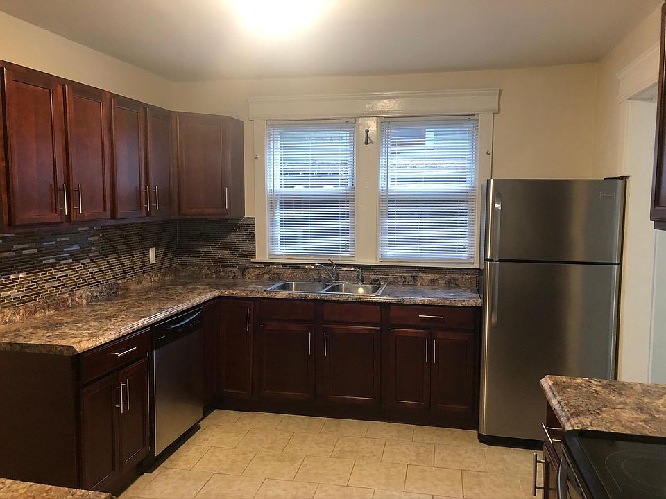 1st image of 316 Hawley Ave #1