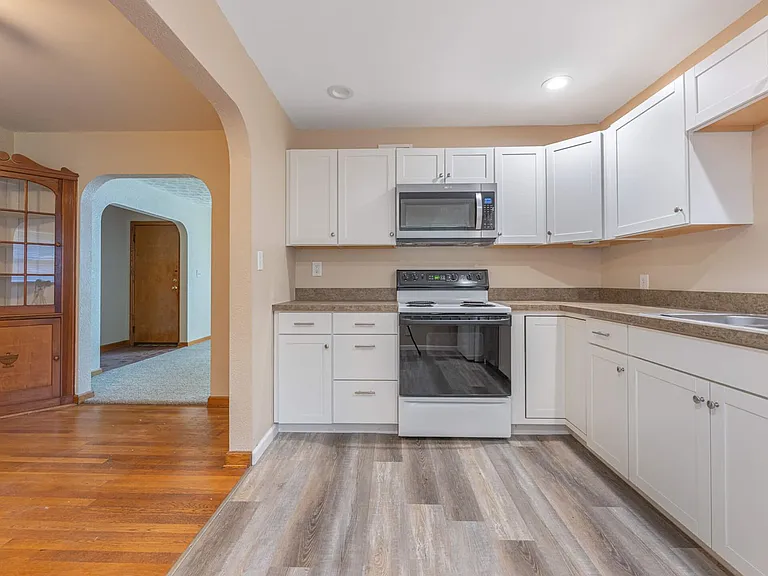 1822 W Schantz Ave #1822 — Photo 9