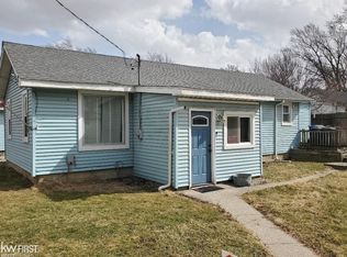 2162 E McLean Ave, Burton, MI