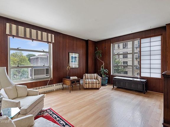 2nd image of 80 La Salle St APT 3F