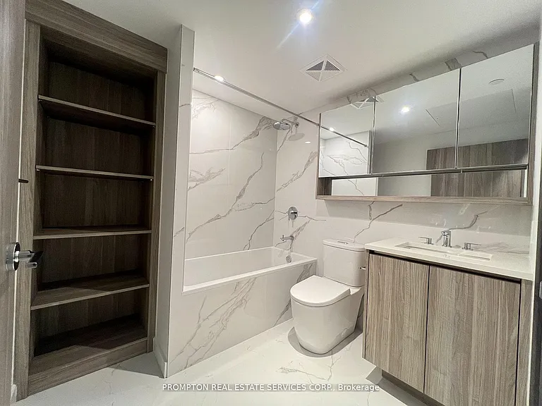 18 Esther Shiner Blvd #1112 — Photo 10