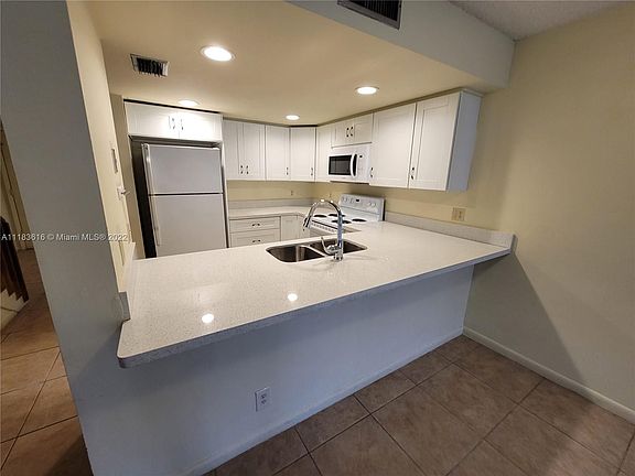 2nd image of 4407 SW 70th Ter Unit 4407