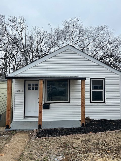 1st image of 2117 Esther Ave
