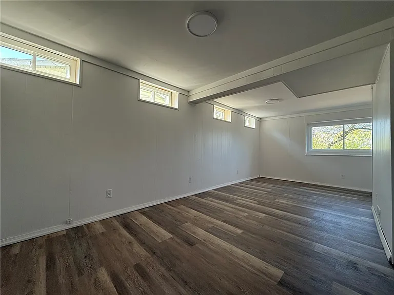 1656 Jefferson Rd — Photo 8