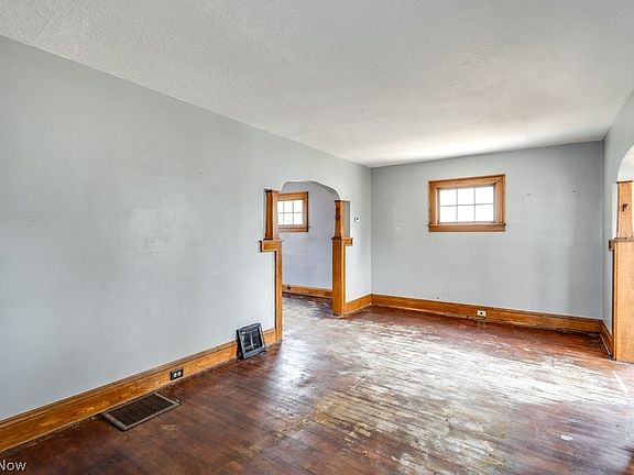 4th image of 3310 Cypress Ave