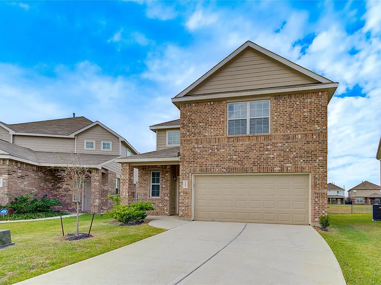 3707 W Alessano Ln — Photo 2