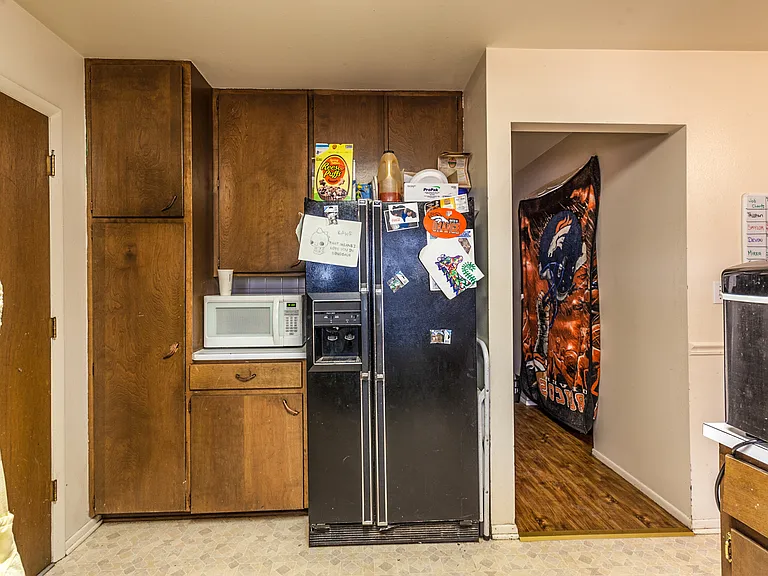 1100 Skyline Dr — Photo 17
