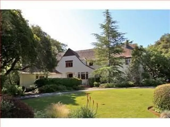 450 El Escarpado, Stanford, CA 94305