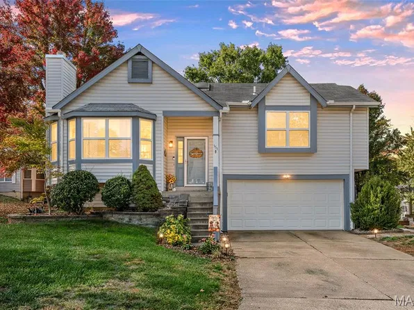 151 Aspencade Cir, Saint Peters, MO 63376