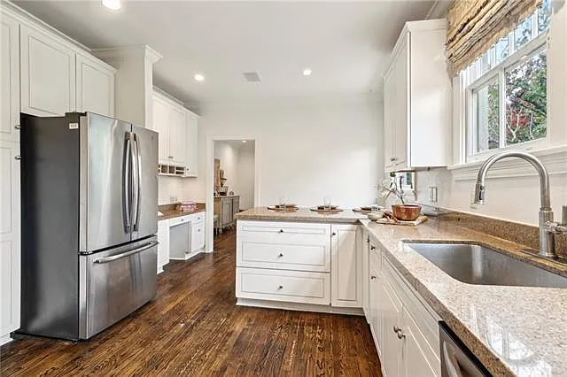 5373 Canal Blvd — Photo 11