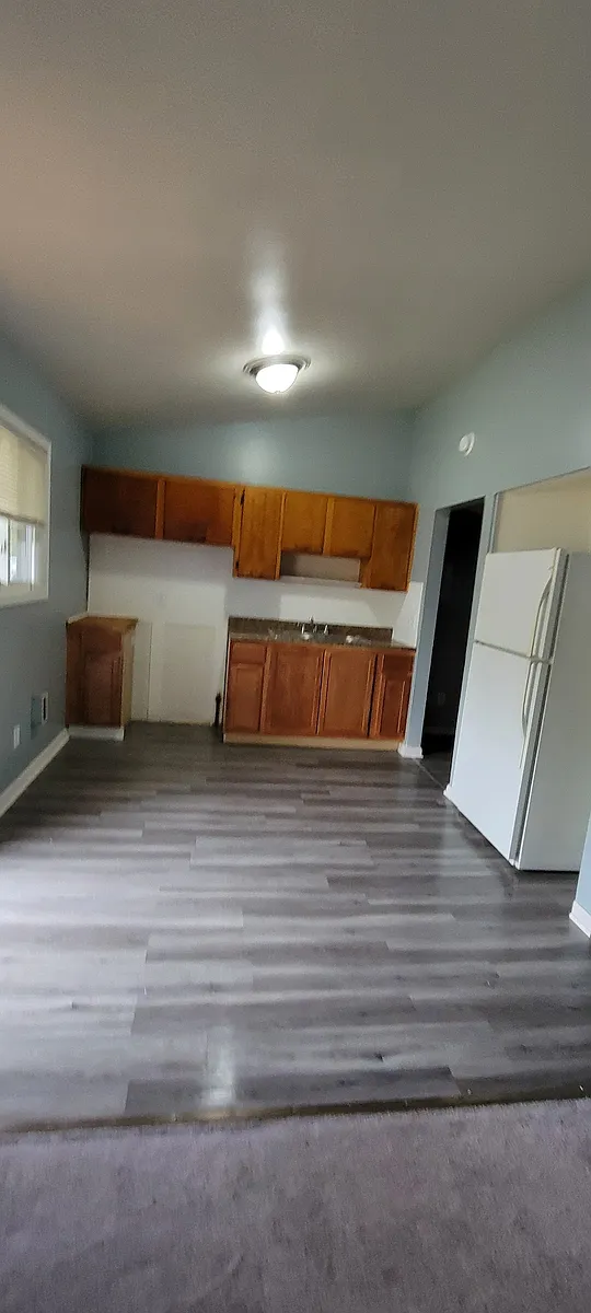 Building Photo - 1168 Jason Ave #1168