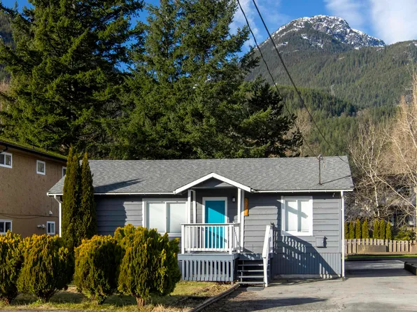 39727 Government Rd, Squamish, BC V8B 0G3