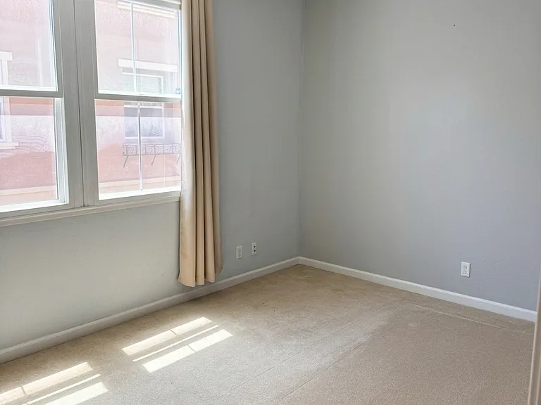 2214 Beech Cir — Photo 5