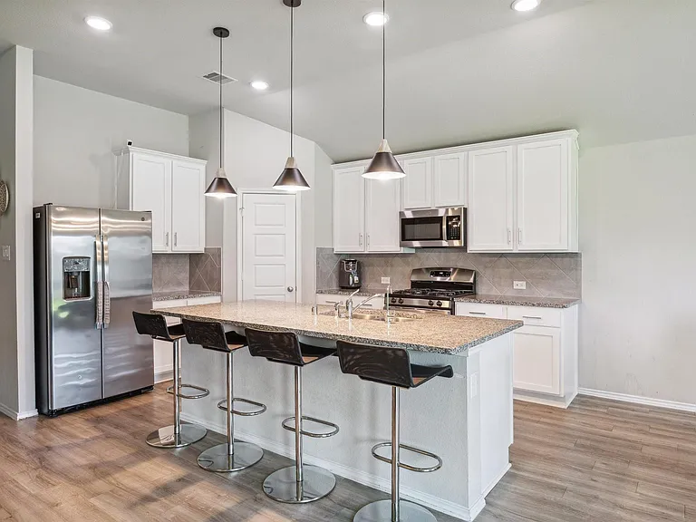 6414 Fiddlewood Thicket Ln — Photo 11