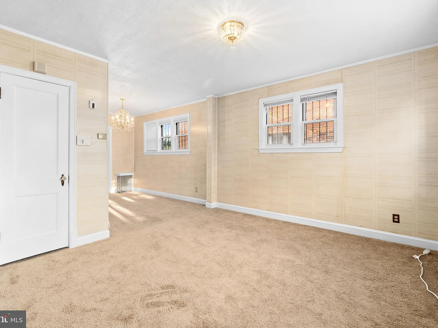 3 bed, 2.0 bath, 1295 sqft, $2,850 — Photo 3