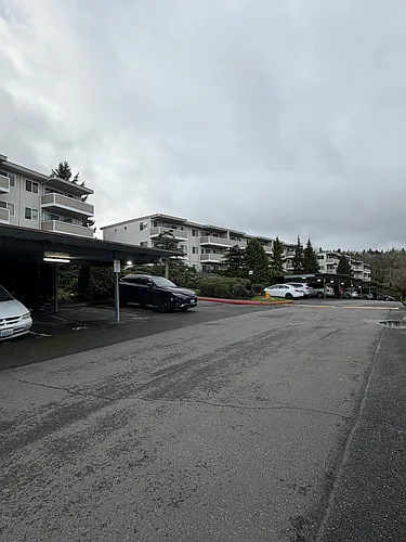 Willow Terrace Photo 1