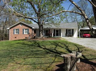 1105 Walnut Grove Rd, La Fayette, GA 30728