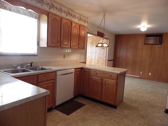 4th image of 10908 Sonja Dr