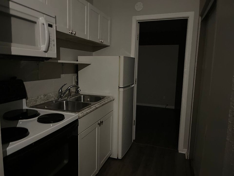 2nd image of 162 S Dipper Ln #5