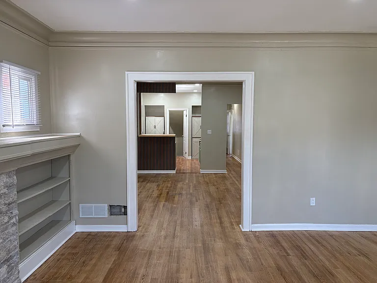 2536 Calvert St #2 — Photo 3