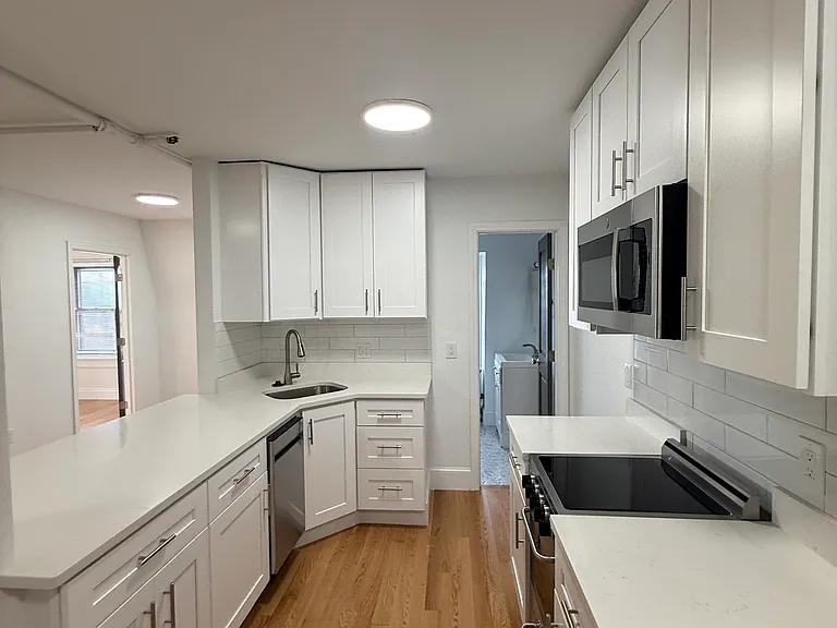 71 Westland Ave #2 — Photo 1