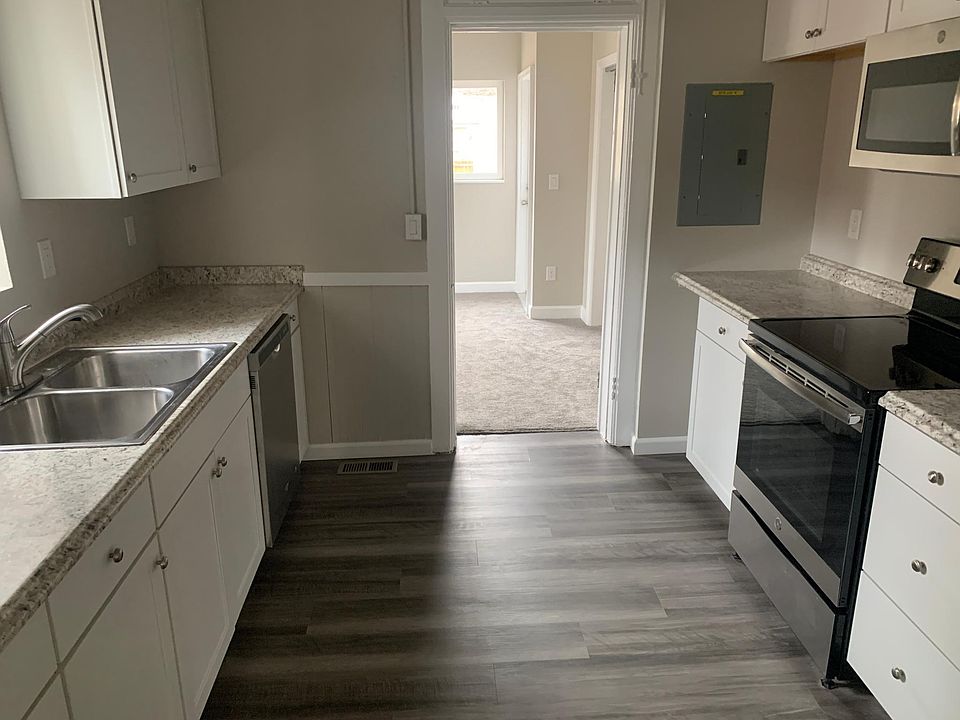 1st image of 2018 S Columbine St #B