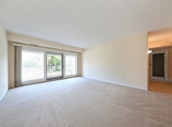 2nd image of 1111 Burlington Ave Unit 211