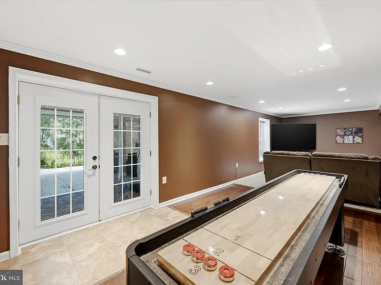 704 Seaton Ct SE — Photo 50