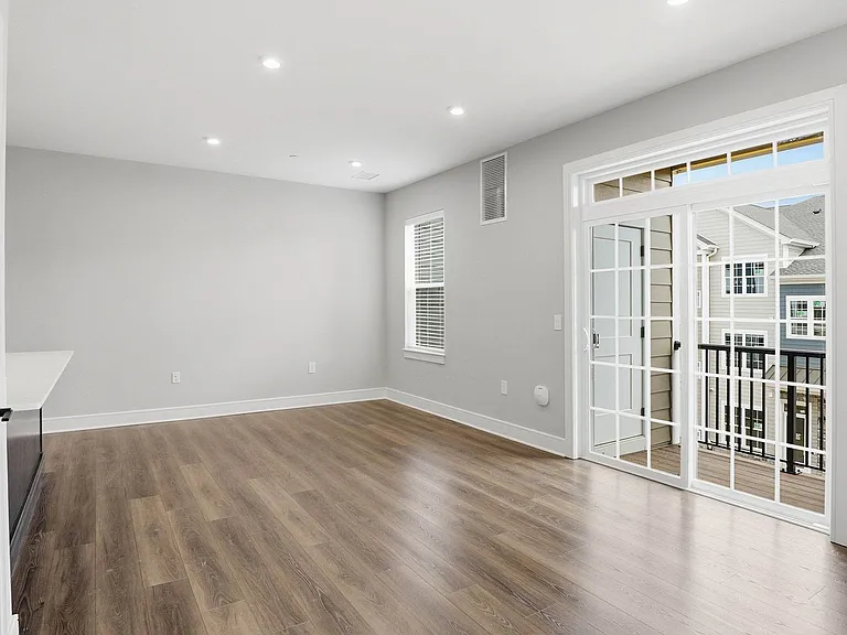 Trailside Village — Photo 107