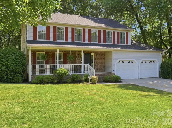 10716 Derry Dr, Charlotte, NC 28262