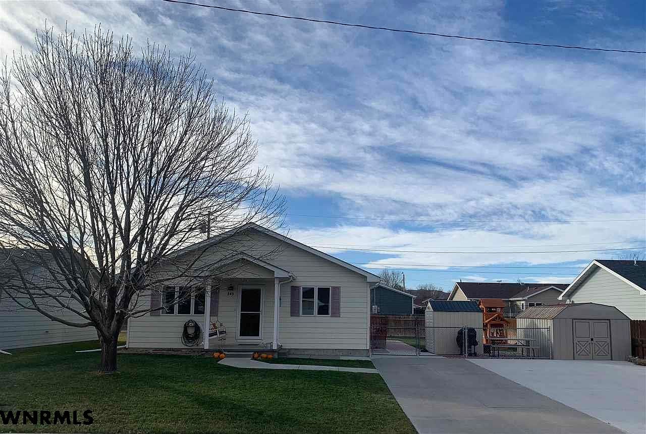 545 2nd St, Gering, NE 69341 Zillow