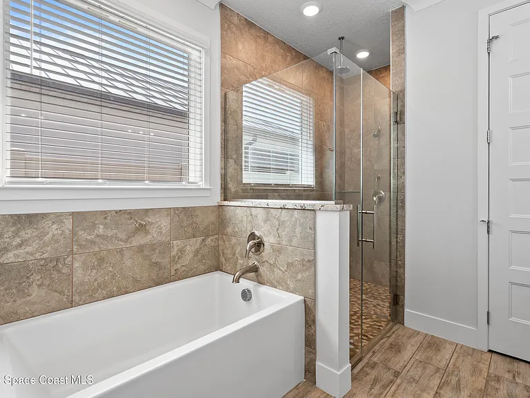 82 Hubble Ln — Photo 23