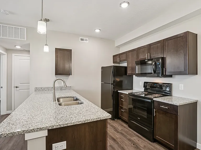 The Vue at Traverse Ridge — Photo 40