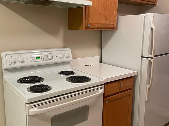 4th image of 4003 Benjamin Ave APT 3