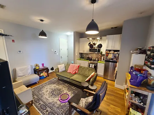 Rented by Dwelling NY Realty Inc | media 21