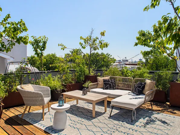 47 Wolcott Street image 21 of 22