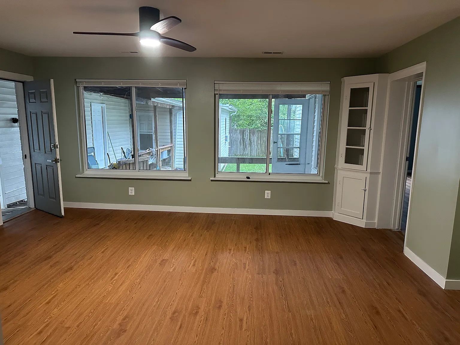 3 bed, 1703 sqft, $2,500 — Photo 3