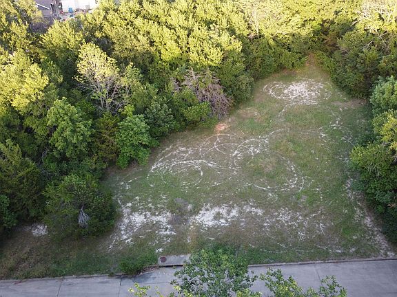 4th image of 607 Parkdale Ln