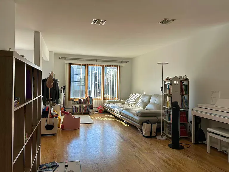 1611 Gerome Ave #A — Photo 4