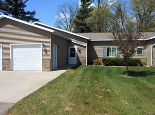 2004 Okray Ave #2004, Plover, WI 54467