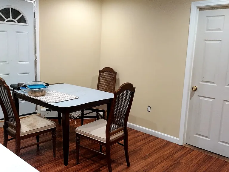 138 Devon St #BASEMENT — Photo 6