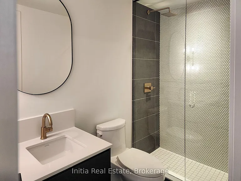 1285 Queen St E #508 — Photo 7