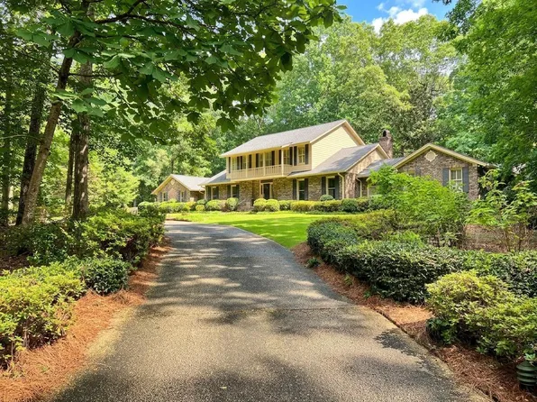 601 Glen Oaks Cir, Jasper, AL 35504